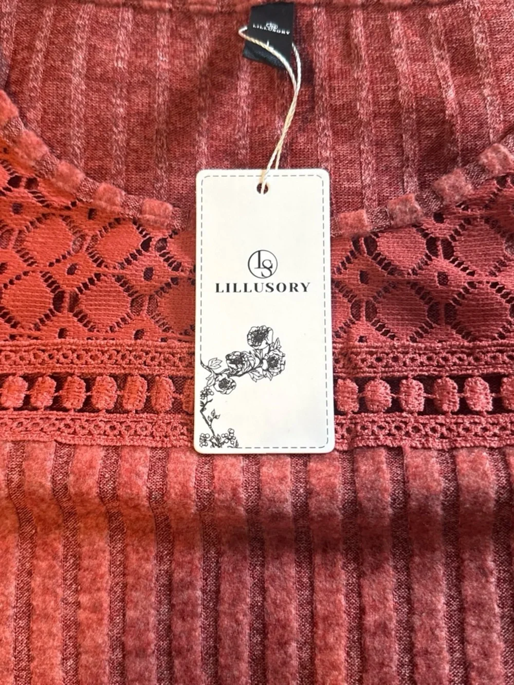 Women's Rust Ribbed Lace-Yoke Long Sleeve Top